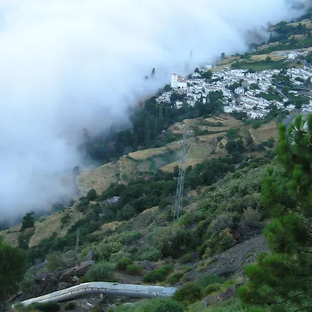Hostal El Cascapeñas de la Alpujarra-2